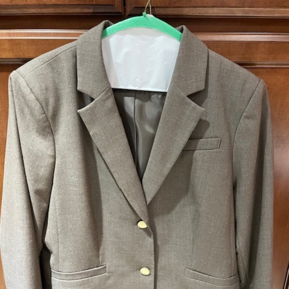 Calvin Klein Business Suit